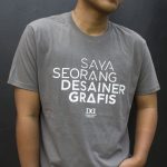 T-Shirt Saya Seorang Desainer Grafis (CHARCOAL)